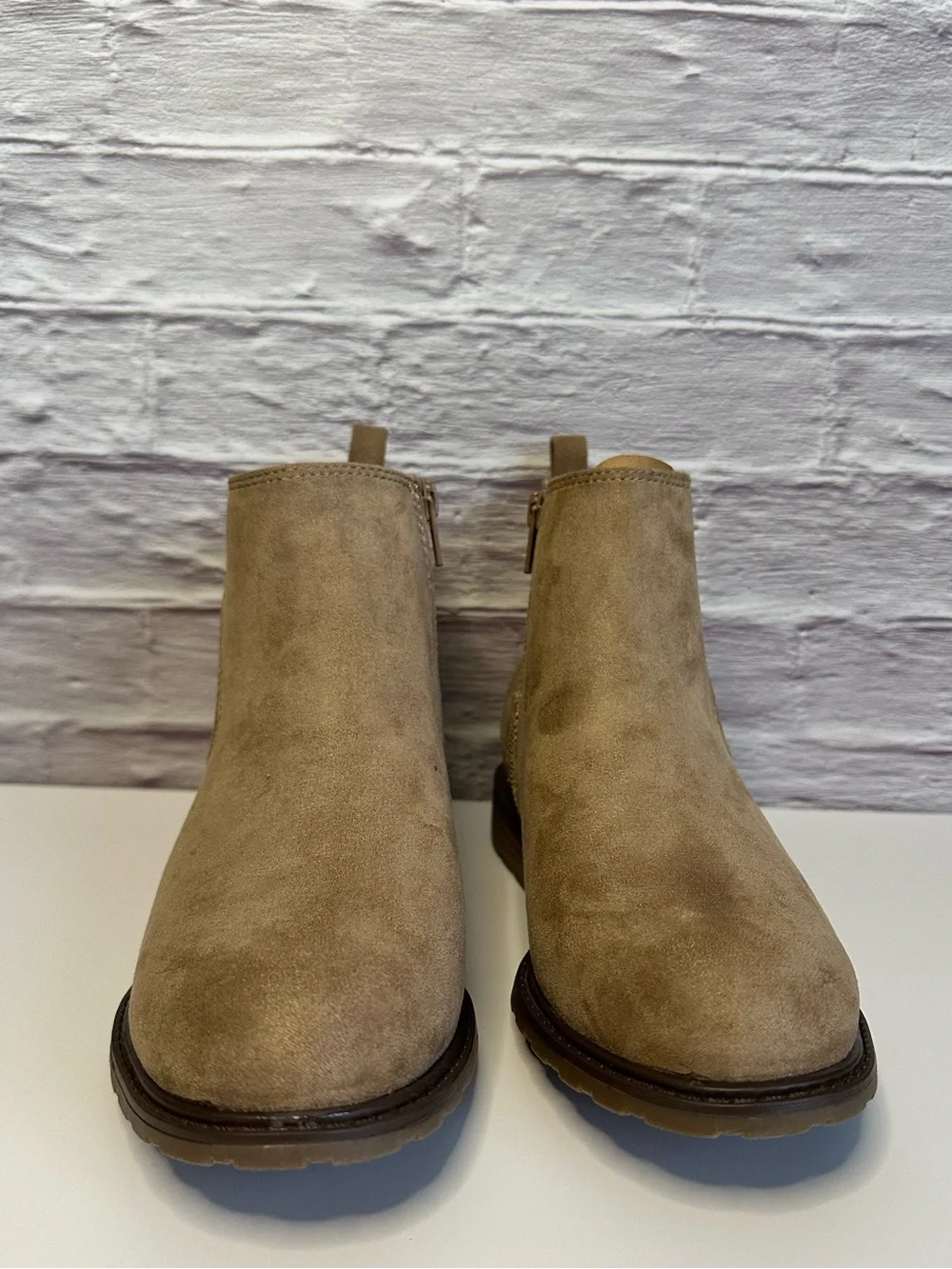 Women’s Sonoma Brantlee boots. Size 8.5 NIB